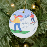 Snöbordning och hoppa över Extreme Winter Sports l Julgransprydnad Keramik<br><div class="desc">Den här söta prydnaden skulle göra en underbar dekoration i Julgran för ett par,  som är på extrem vintersport! Lägg enkelt till önskat namn & år genom att klicka på alternativet "Anpassa den här mallen".</div>