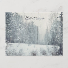 Snöfall i vinter skogen  helg vykort