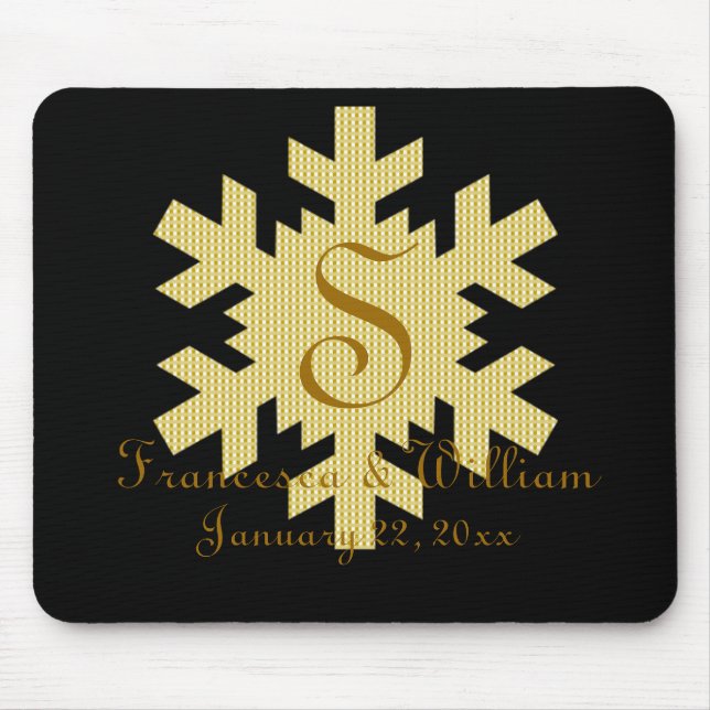 "Snöflake in Guld & White Play" - Monogram (1) Musmatta (Framsidan)