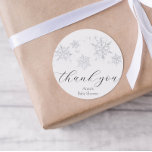 Snöflake-Tackens favoritetikett för klassiskt rund Runt Klistermärke<br><div class="desc">Tack för att du har snöflingor som favoritetikett. Anpassa med texten för en baby eller möhippa eller nästa händelse.</div>