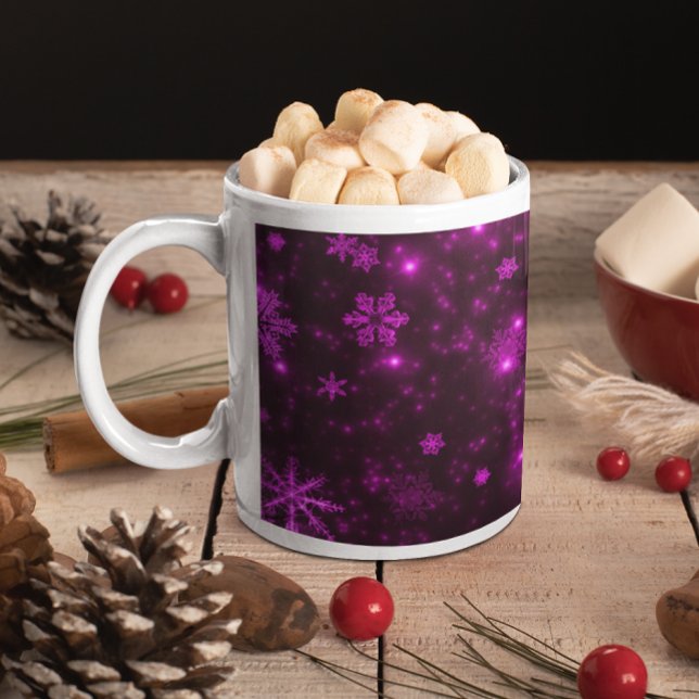 Snöflingor med Lilans bakgrund Kaffemugg (Snowflakes with Purple Background Coffee Mug)
