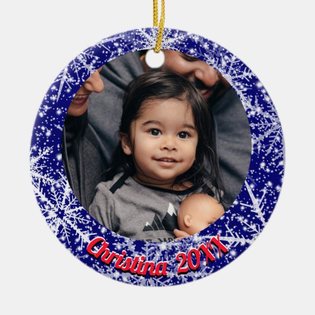 Snöflingor, namn, årsnummer, 2 foton julgransprydnad keramik (Framsidan)