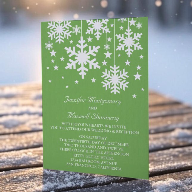 Snöflingor och Stars bröllopsinbjudan, Grönt Inbjudningar (Green Snowflakes and Stars Wedding Invitation)