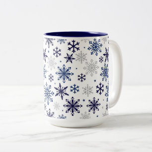Snöflingor tvåtonskaffe Mugg