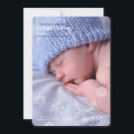 Snöflingor Winter Baby-meddelande om foto Birth Julkort<br><div class="desc">Ett glädjande födelsetal för att presentera er vintertid baby med. Lägg bara till ditt favoritfoto för att göra det till ditt. Kortet är enkelt att anpassa med text, teckensnitt, teckensnitt färg och val av sex pappra typer. Inte exakt vad du är tittar för? Alla våra produkter kan vara designad anpassningsbar...</div>