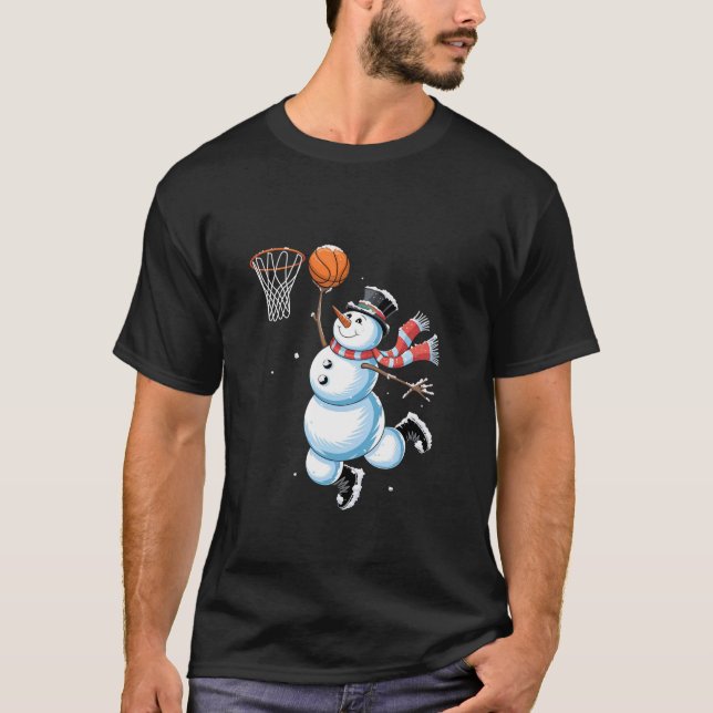 snögubbe basketchristmas-pojkarna christmas basket t shirt (Framsida)