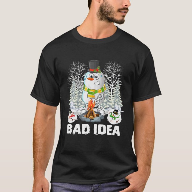 Snögubbe Campfire Idea Bad Funny Camping-jul T Shirt (Framsida)