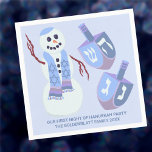 Snögubbe Dreidels Blue Personlig Cute Hanukkah Pappersservett<br><div class="desc">Den här söta pappra blöjan med blå och vit personlig är en roligt för dina Hanukkah party och familjemöten. Designad på en pastellblå bakgrund, en judisk snögubbe i lycklig med matchande drömmar i skuggor av mjuka blad och lila fyller Hanukkah-napkin. Med en textmall på upp till två linjer i ett...</div>