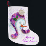 Snögubbe med Hat-julklapp Liten Julstrumpa<br><div class="desc">Jullager med Lycklig Snögubbe I Lila Rosa Beanie Winter Hat Roligt Julmålning - eller Välj / lägg till din unika text / Namn / Färg - Gör din Speciella gåva - Ändra storlek och flytta eller ta bort/lägg till inslag - bild / text med verktyg. Målning och design efter MIGNED....</div>