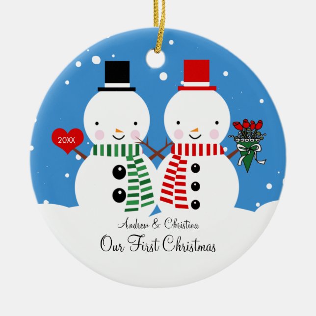 Snögubben kopplar ihop vår första julprydnad julgransprydnad keramik (Framsidan)