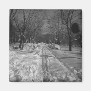 Snöig bostads- gata magnet
