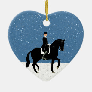 Snöig Dressagehästjul Julgransprydnad Keramik