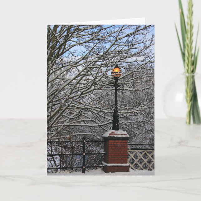 Snöig lampkort helgkort (Framsida)