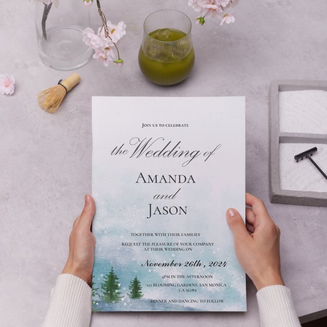 Snöig vintermorgon Blå nyanser Bröllopsinbjudan (Snowy Winter Morning Blue Hues Wedding Invitation)