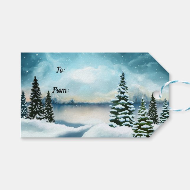 Snöiga tallar nära en sjö presentetikett (Framsidan (Horisontell))