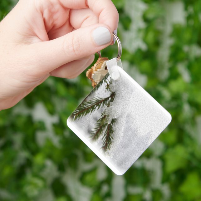 Snöiga tallar nyckelring (Hand)