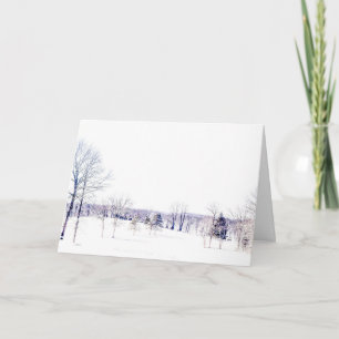 Snöigt vinterlandskap kort