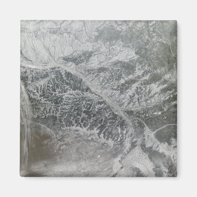 Snök och dunkel i centrala Ryssland som visar Ob R Magnet (Framsidan)