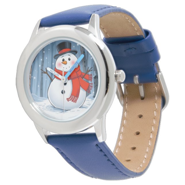Snöman i kall skog med röd halsduk armbandsur (Vinklad)