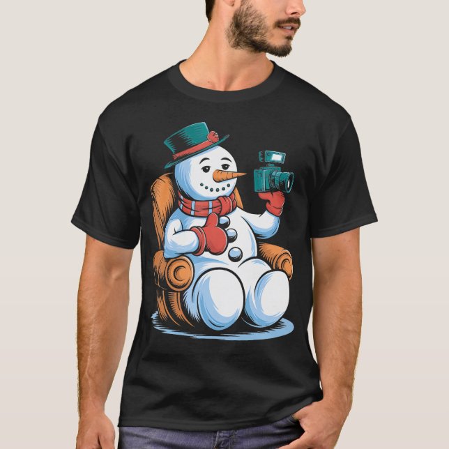 Snömannen Mysig Stol Kamera Vinterkänsla T Shirt (Framsida)