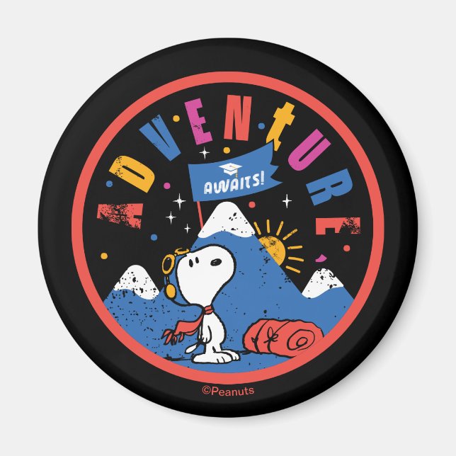 Snoopy Äventyr Väntar Examen Bergsdesign Magnet (Framsidan)