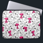 Snoopy Black & Magenta Mönster Laptop Fodral<br><div class="desc">Ta en titt på den här toppen söta designen med Snoopy i svart och magenta mönster.</div>