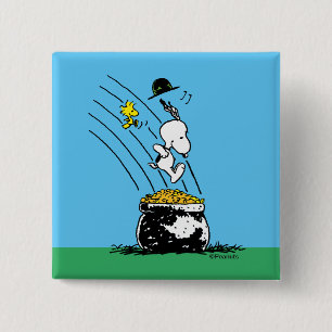 Snoopy Jumping in i Pot of Guld Knapp