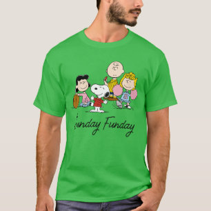Snoopy och Gang Play Football T Shirt