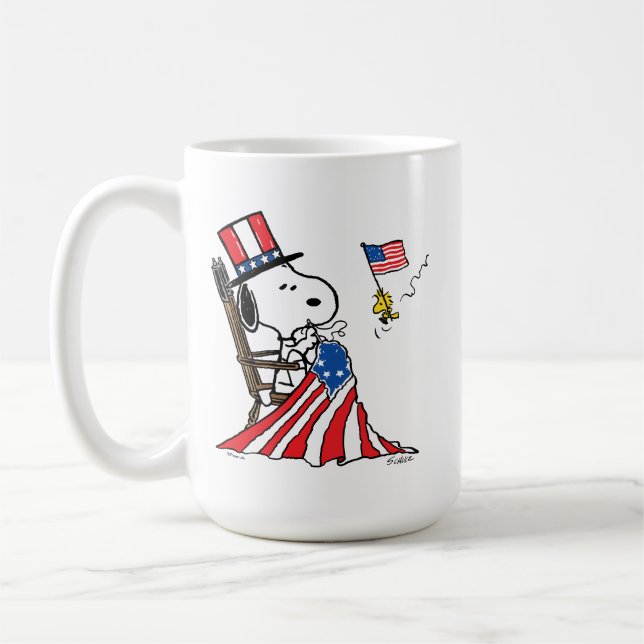 Snoopy Sewing 4:e juli Flagga Kaffemugg (Vänster)