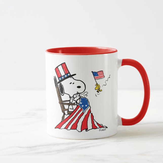 Snoopy Sewing 4:e juli Flagga Mugg (Höger)