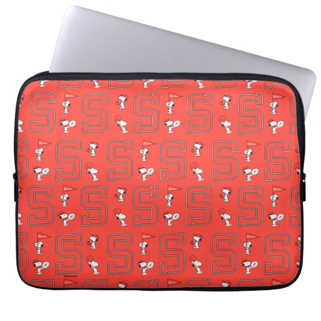 Snoopy Varsity Sports Mönster Laptop Fodral (Framsidan)