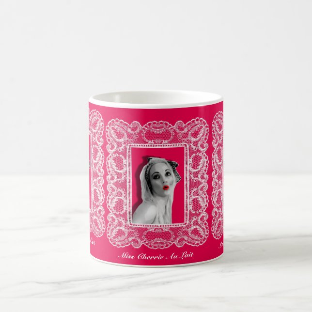 Snöre Ram Retro Pinup Girl Patterned Mugg Shock ro (Center)