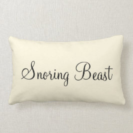 "Snorma Beast" Personligens textdesign Lumbarkudde