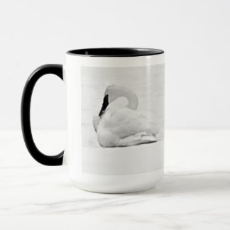 Snösvanar Svart och Vitt Mugg