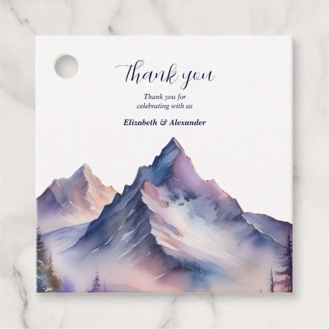 Snötäckt bergslandskap bröllop gåvor etiketter (Framsida)