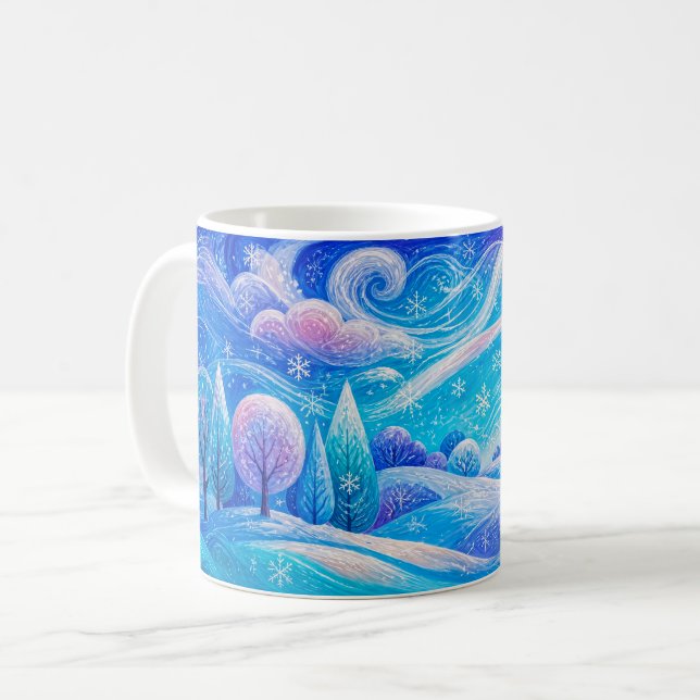 Snötäckt bergsskog med drivande snö kaffemugg (Framsida vänster)