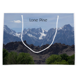 Snötäckta berg i Lone Pine