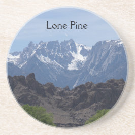 Snötäckta berg i Lone Pine Underlägg