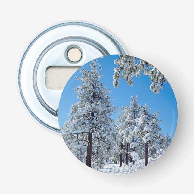 Snötäckta träd i Laguna Mountains Flasköppnare (Framsidan)
