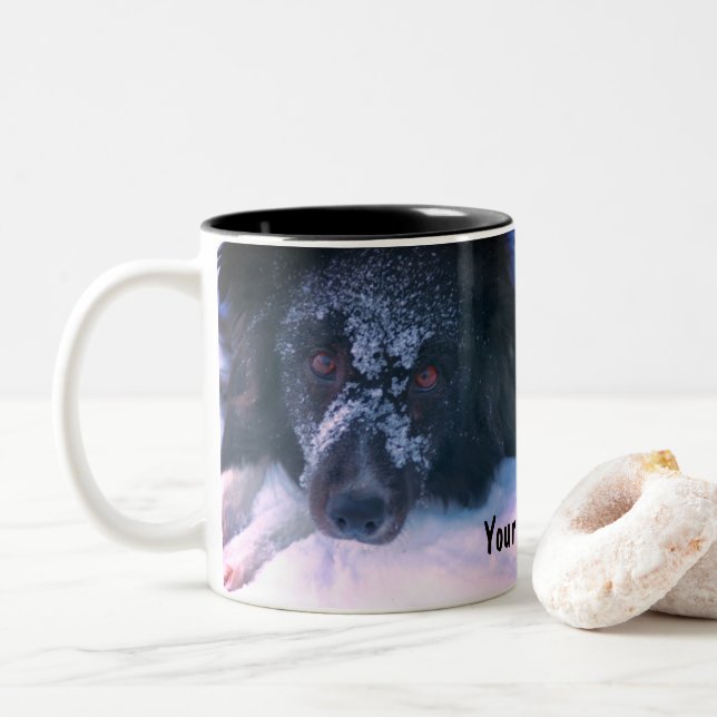 Snövänd mot Gräns Collie Cute Personlig Två-Tonad Mugg (Med munk)