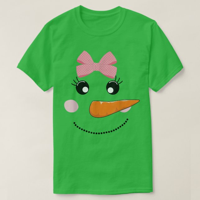 Snow Girl  Snowman Face Carrot Nose Pink Bow  T Shirt (Design framsida)