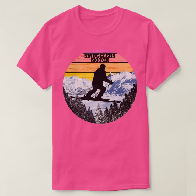 Snow Ski Smugglers Notch Skiing Fields Vermont Ame T Shirt (Design framsida)
