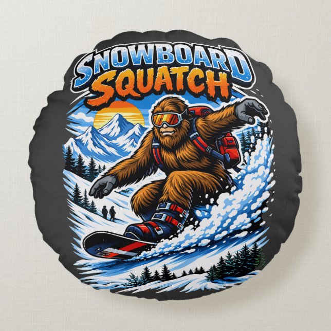 Snowboard Squatch – Funny Bigfoot Snowboarding  Rund Kudde (Framsidan)