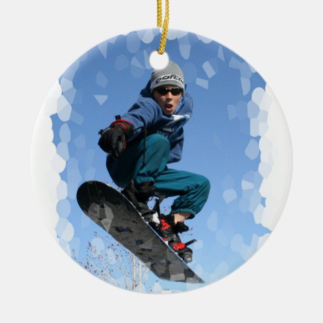 Snowboarder i snöprydnaden julgransprydnad keramik (Framsidan)