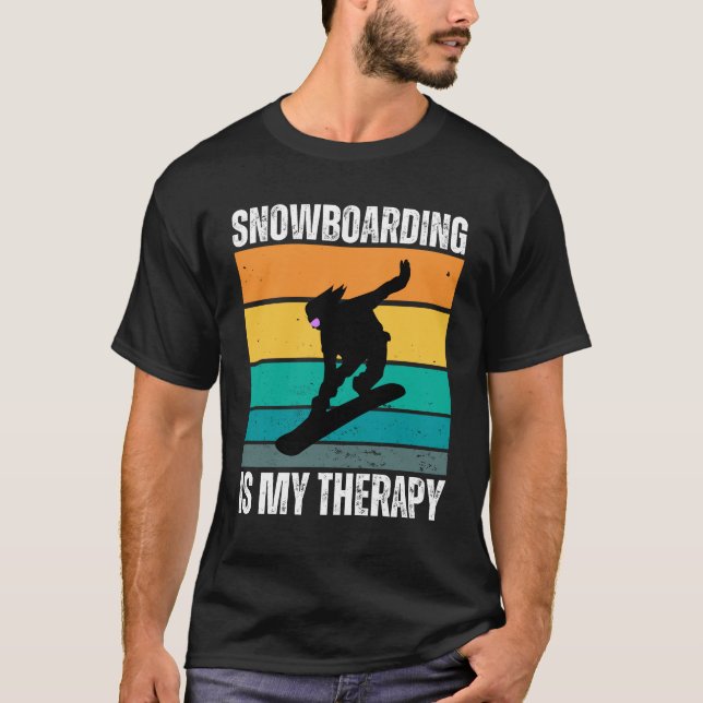 Snowboarding är min terapi t shirt (Framsida)
