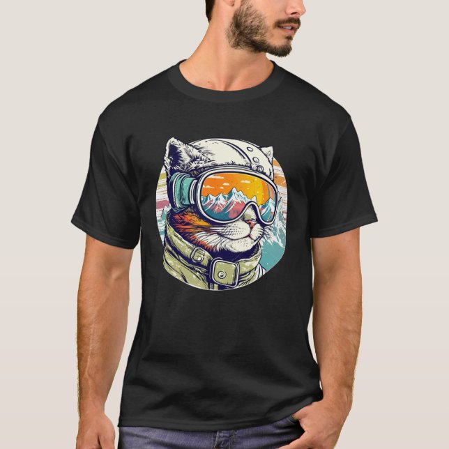 Snowboarding Cat Cool Snowboarder or Skier Mountai T Shirt (Framsida)