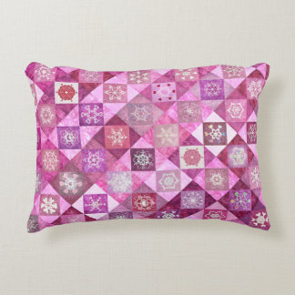 Snowcatcher Heartflakes Patchwork Prydnadskudde