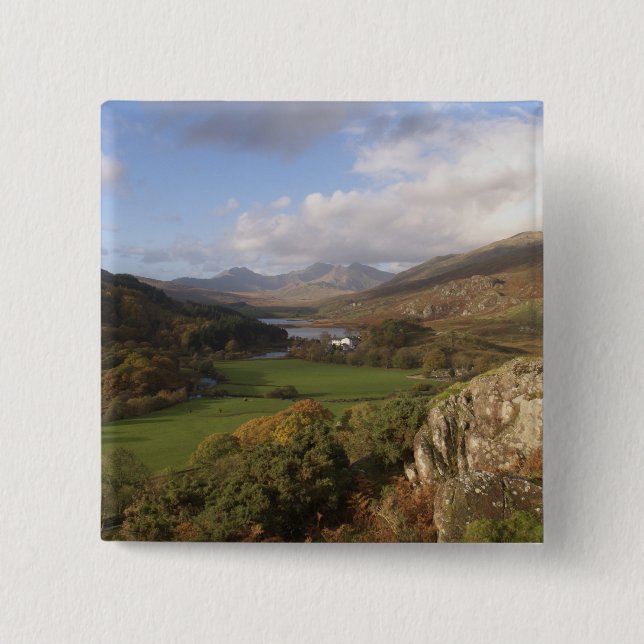 Snowdon från Capel Curig, Gwynedd, Wales (RF) Knapp (Framsida)