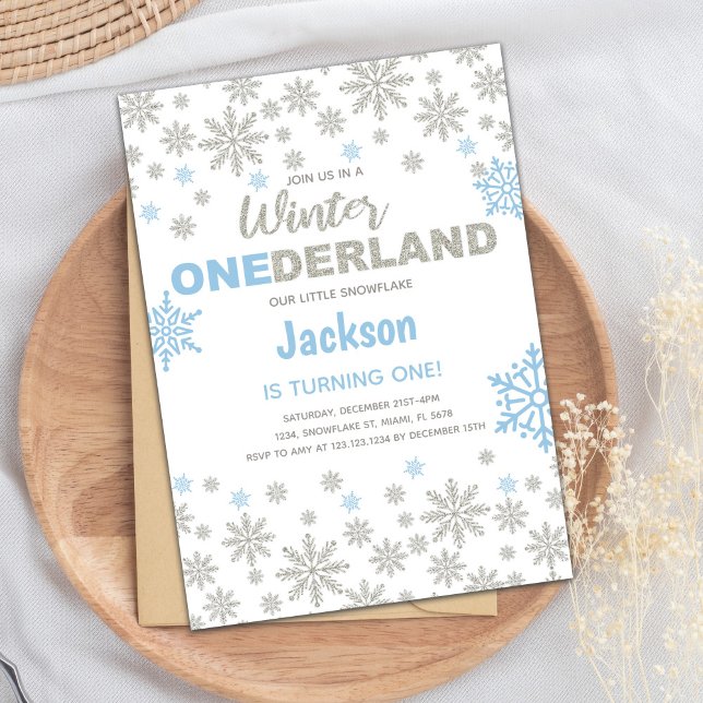 Snowflake 1:a födelsedagskortet inbjudningar (Blue Silver SnowFlake Winter Birthday Onederland Invitation)