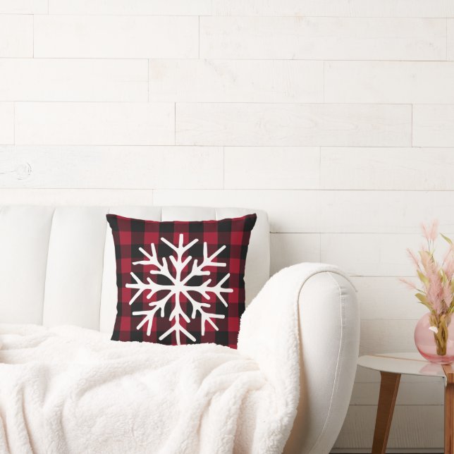Snowflake på Red, Black Buffalo Play Pillow Kudde (Soffa)